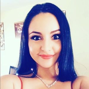 Meet your Posher, Veronica